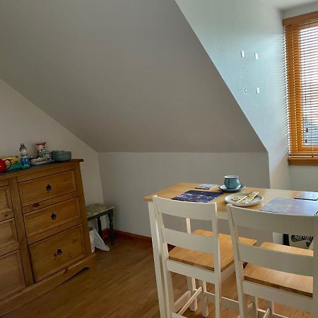 9 Kirk Road Bed and Breakfast Cromdale Εξωτερικό φωτογραφία